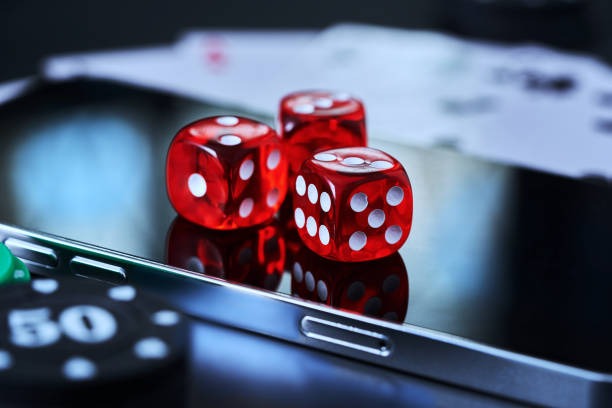 6677bet মোবাইল অ্যাপের ইন্টারফেস ও ক্রিকেট বেটিং অপশন প্রদর্শন করছে